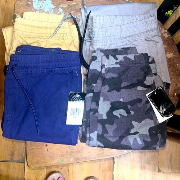 Boys pants size 8 and size 10/12 - Picture 1 of 5